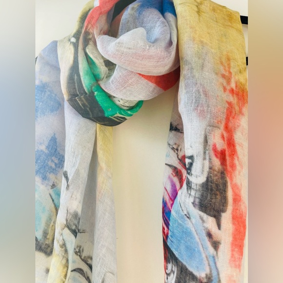 TILO Scarves Linen Summer Dreams. Sweet Vespa print 100% linen. Charming! - Picture 11 of 12